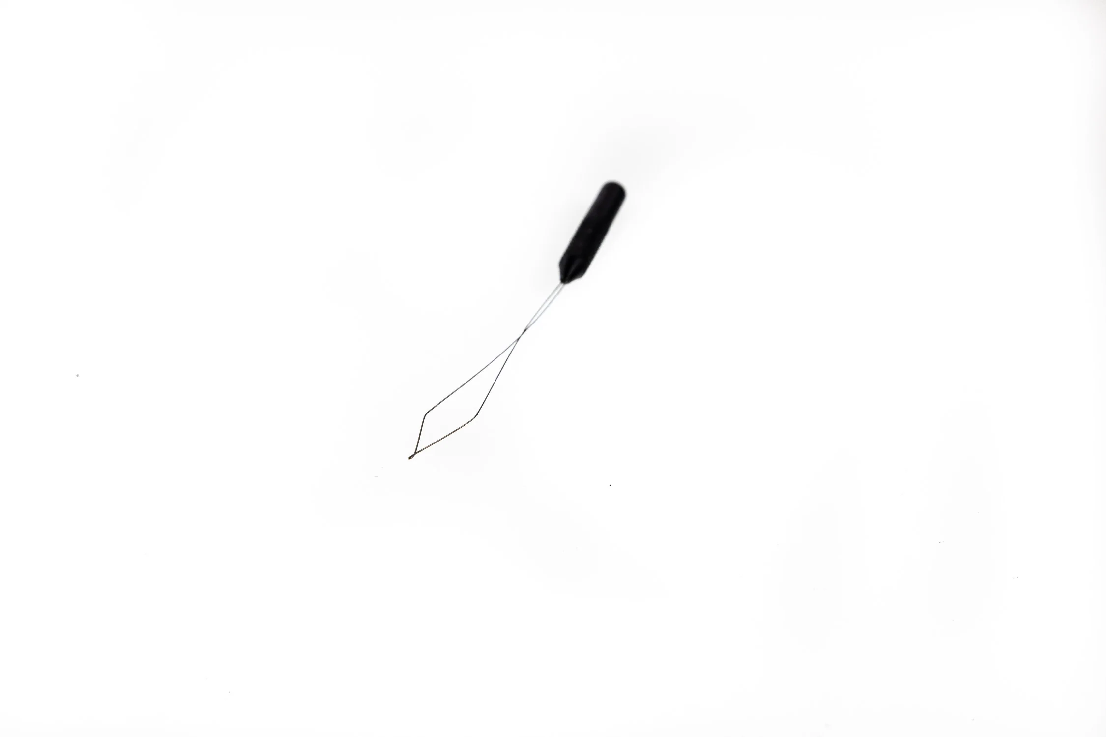 Hareline Bobbin Threader - Image 3