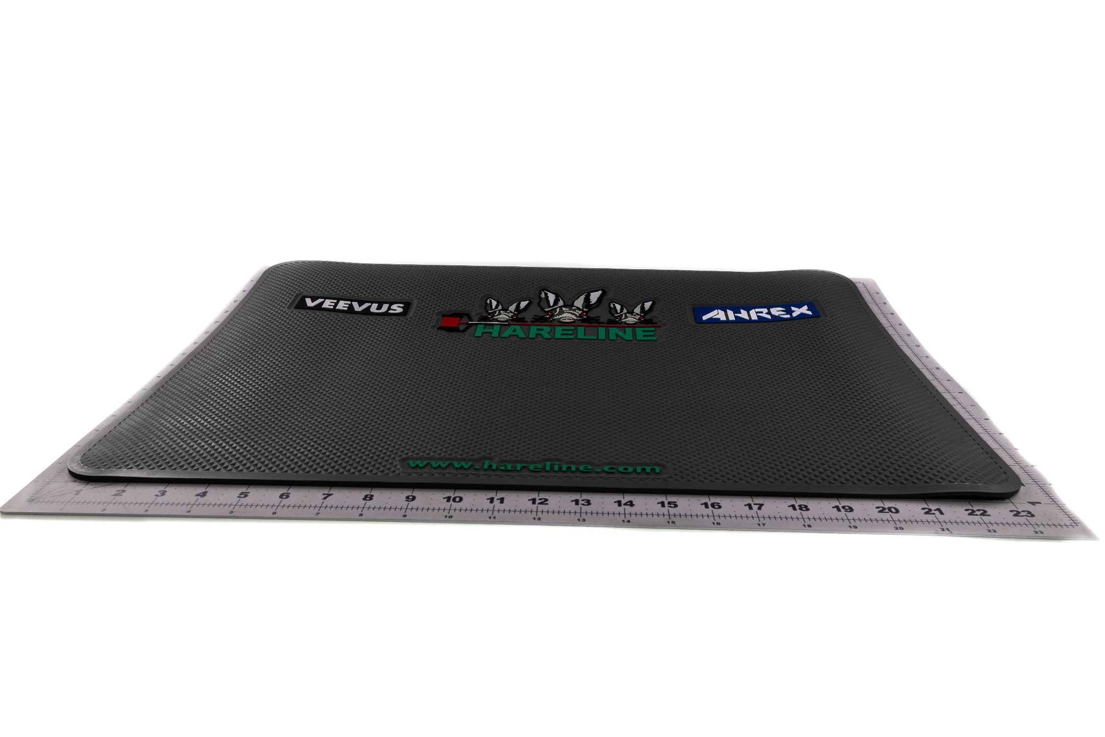 Hareline Mega Tying Pad - Image 3