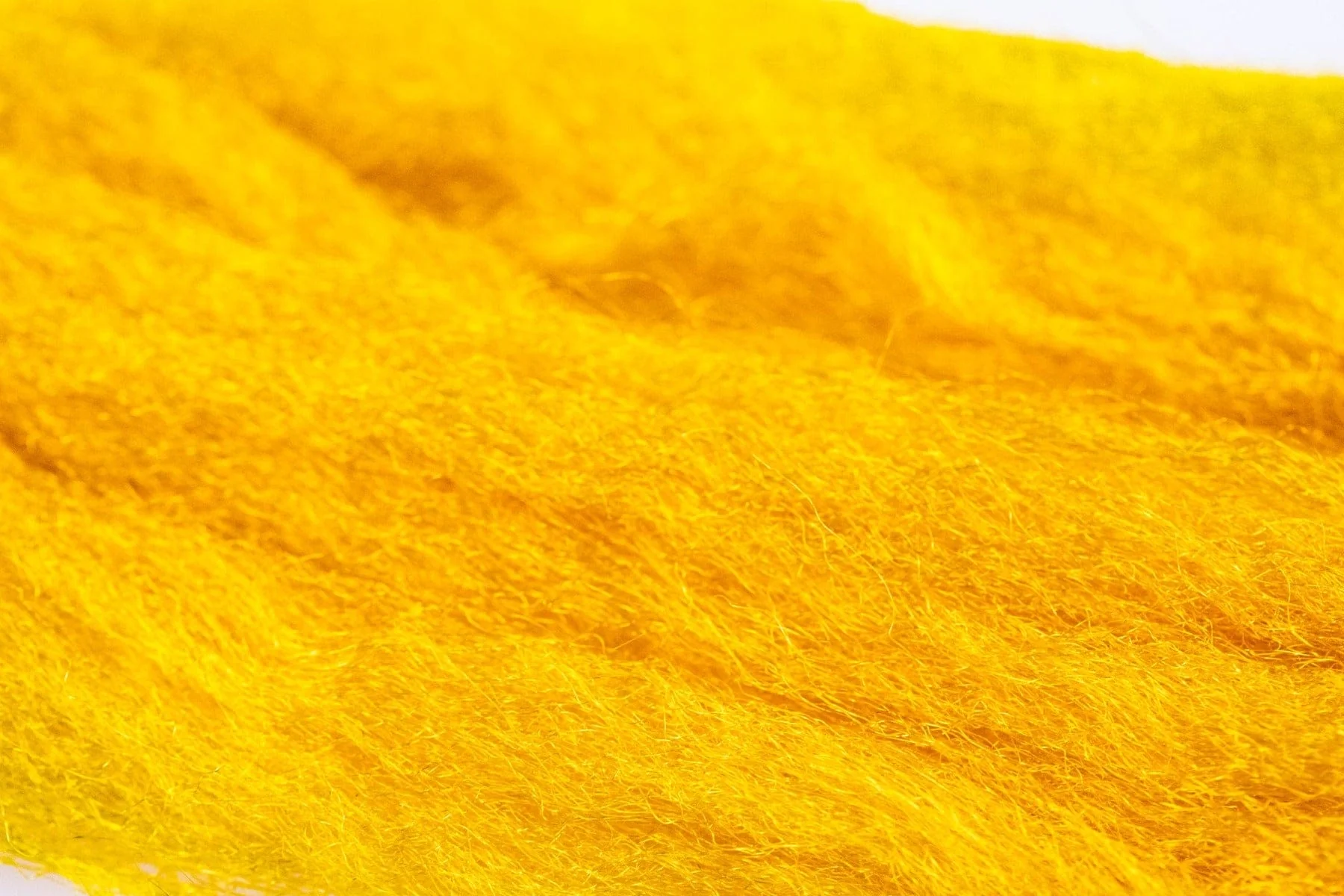 Hareline Sparkle Emerger Yarn - Image 6