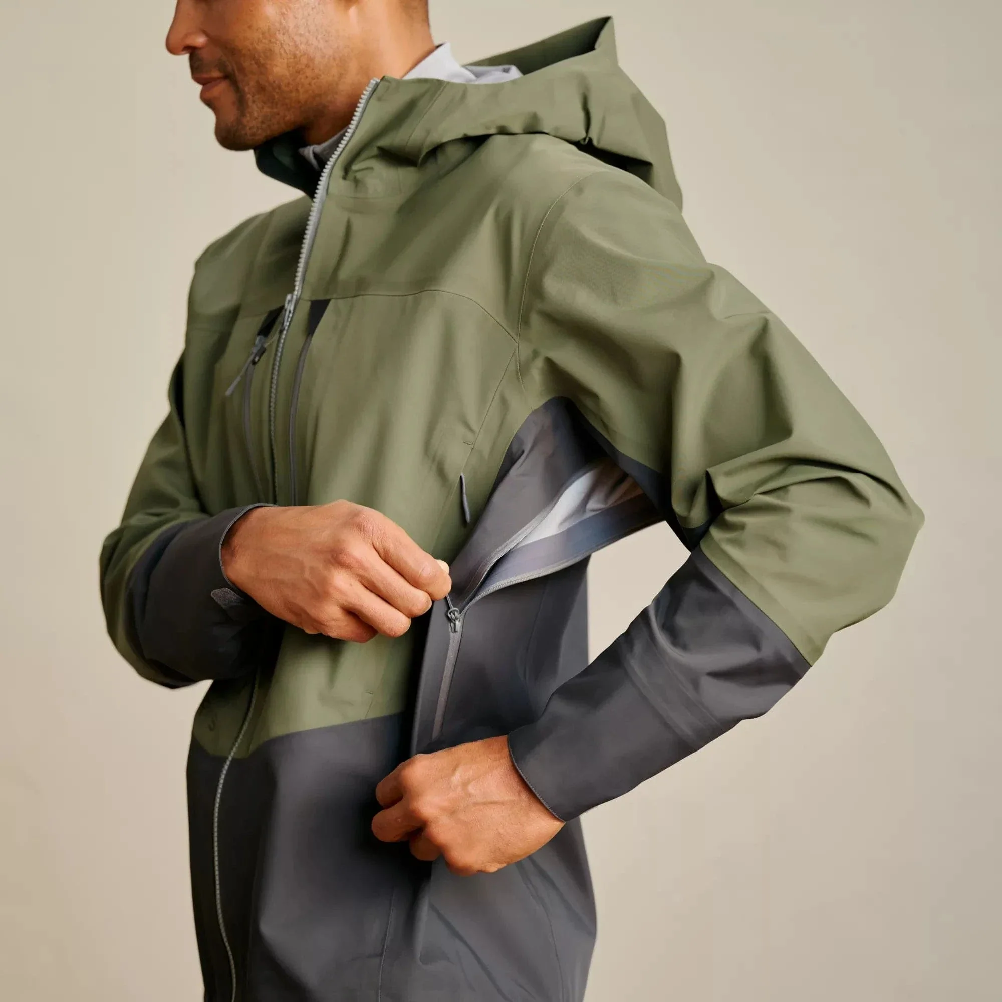 Orvis Men's Pro Fishing Jacket - Image 6