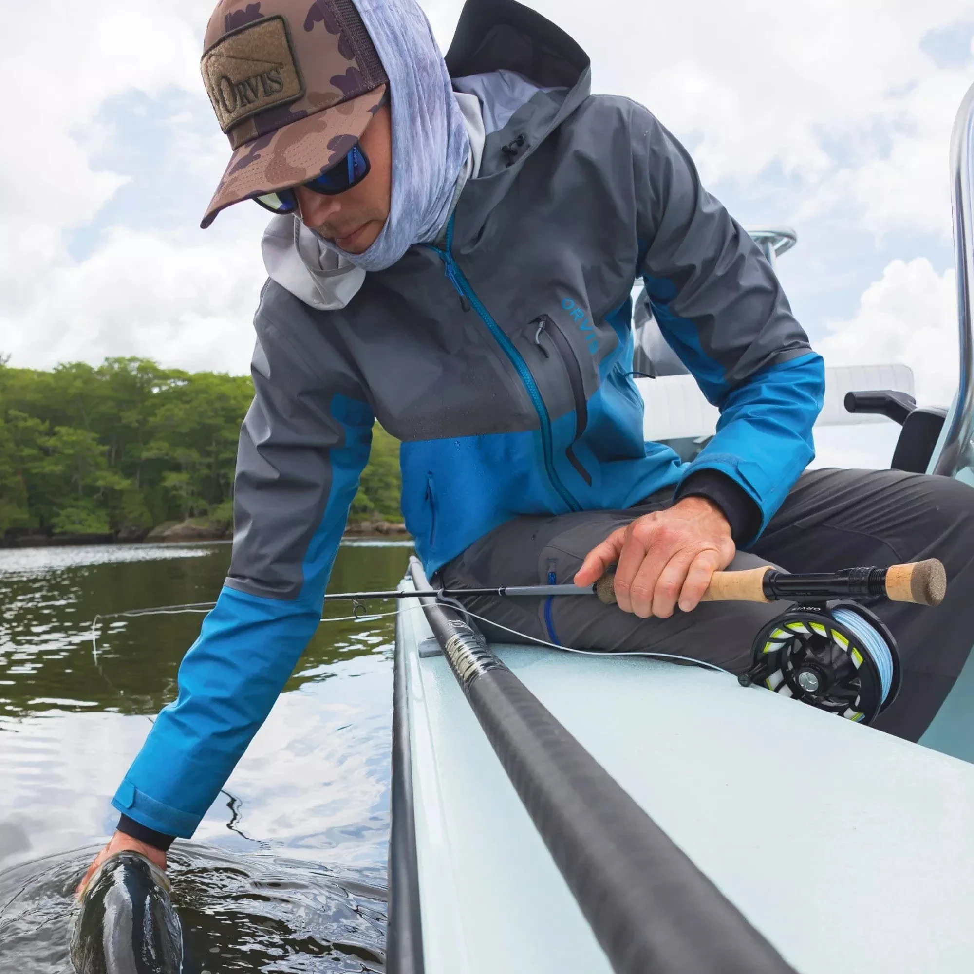 Orvis Mens Ultralight Wading Jacket - Image 10